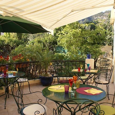 Hotel Restaurant Les Oliviers Nyons Exterior photo